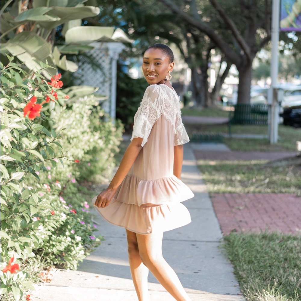 NEW! 🖤 Aura’s Latte Holiday Dress